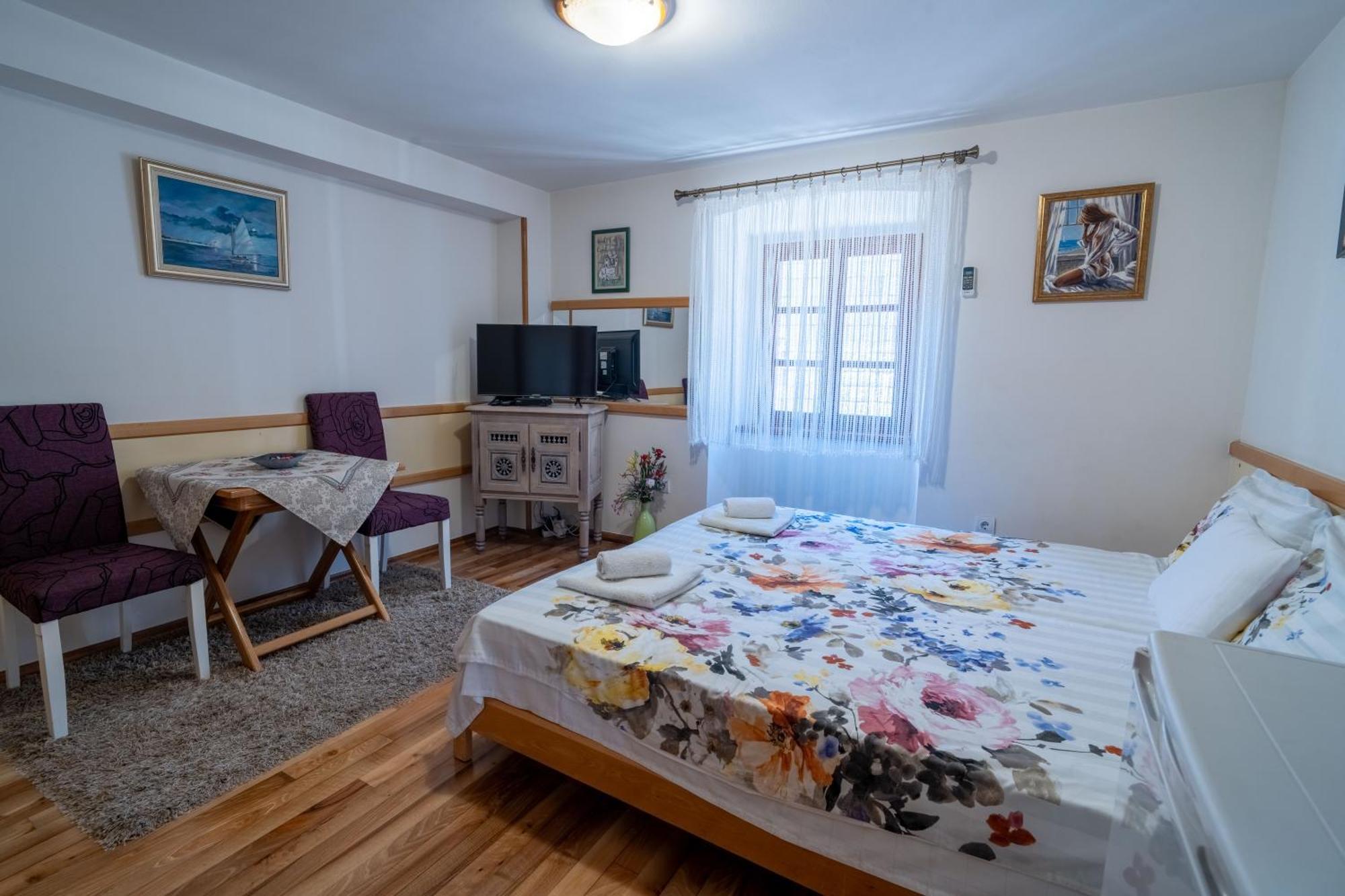 Studios Belvi Котор Екстер'єр фото