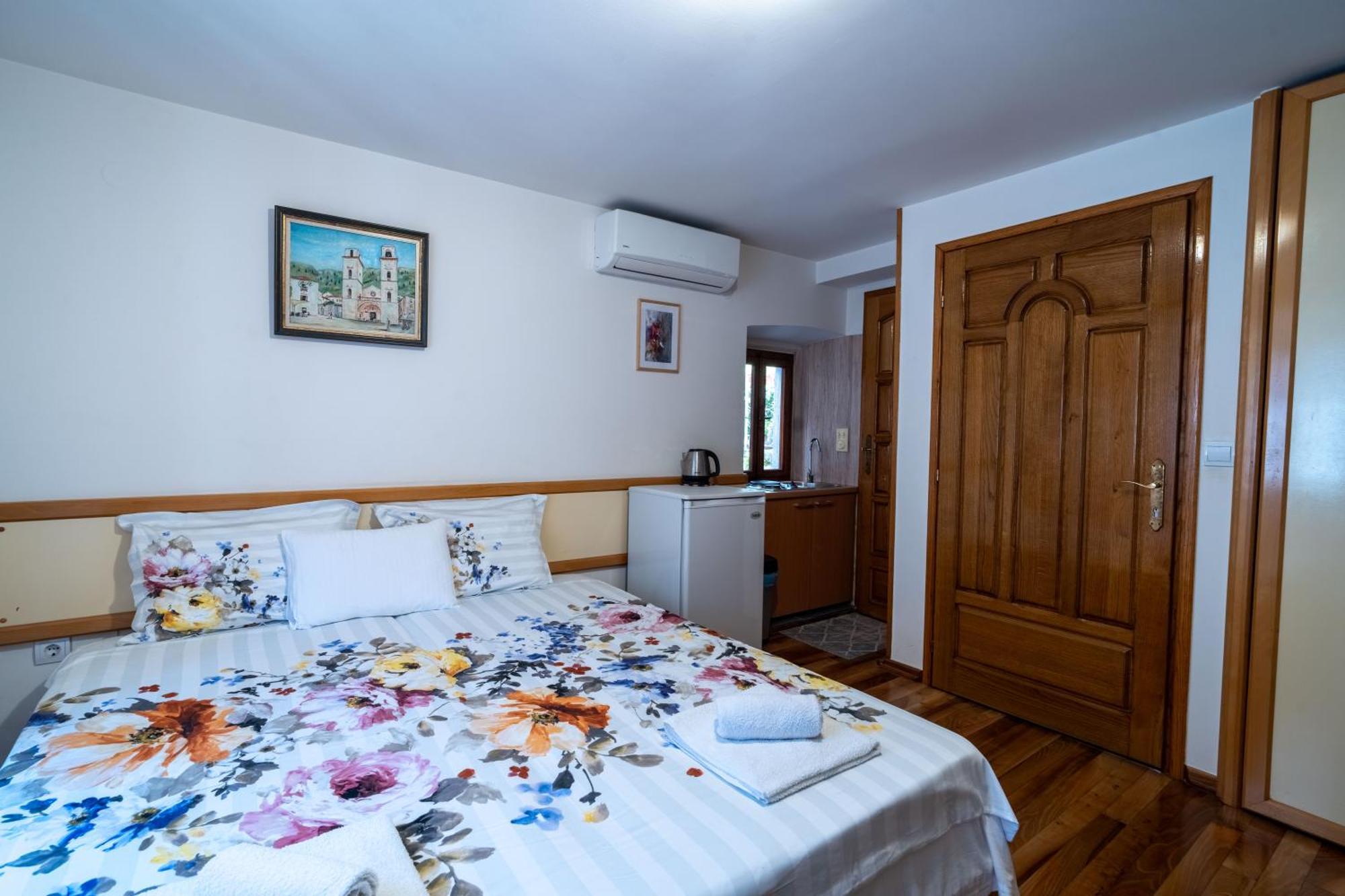 Studios Belvi Котор Екстер'єр фото