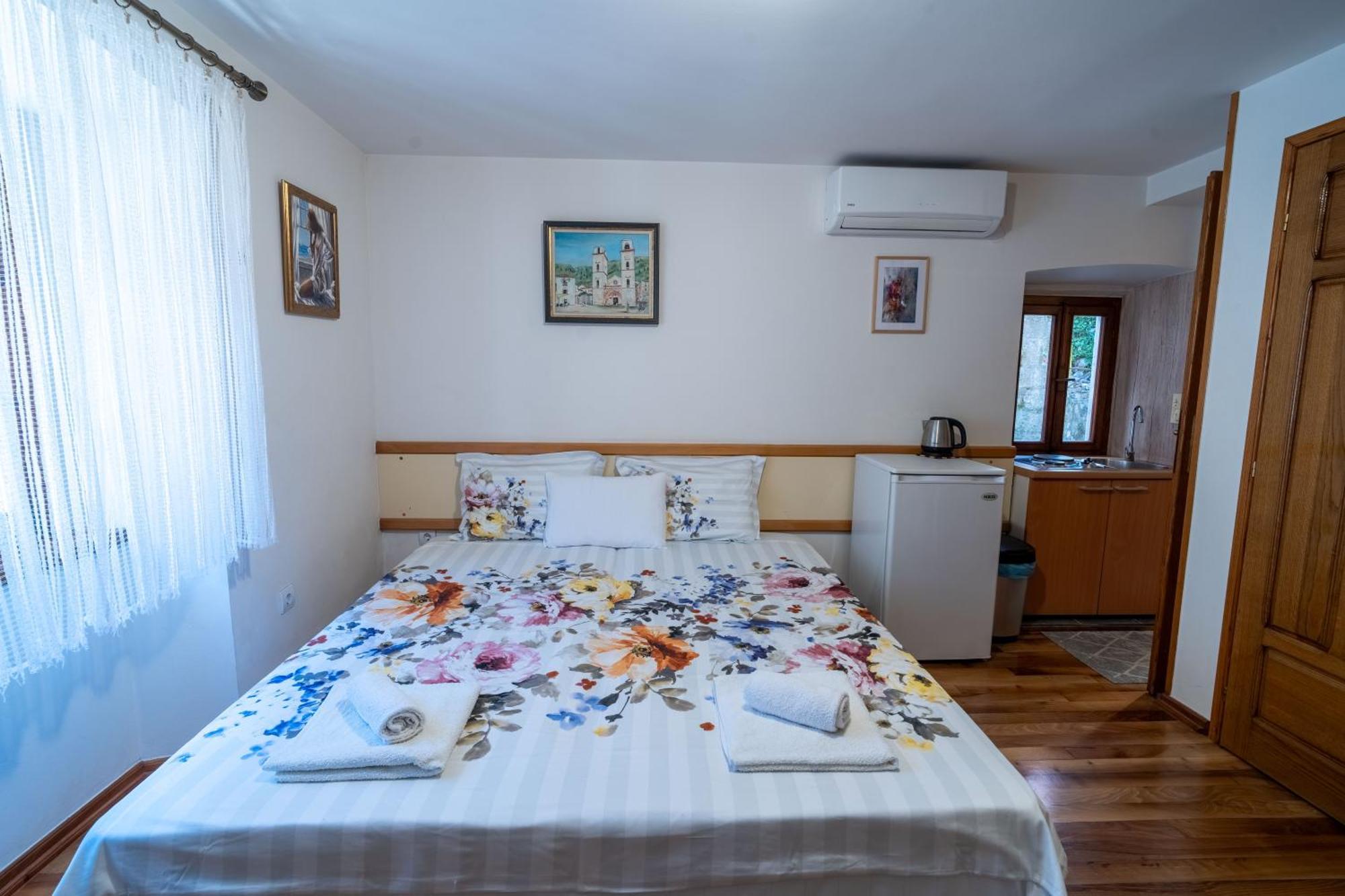 Studios Belvi Котор Екстер'єр фото