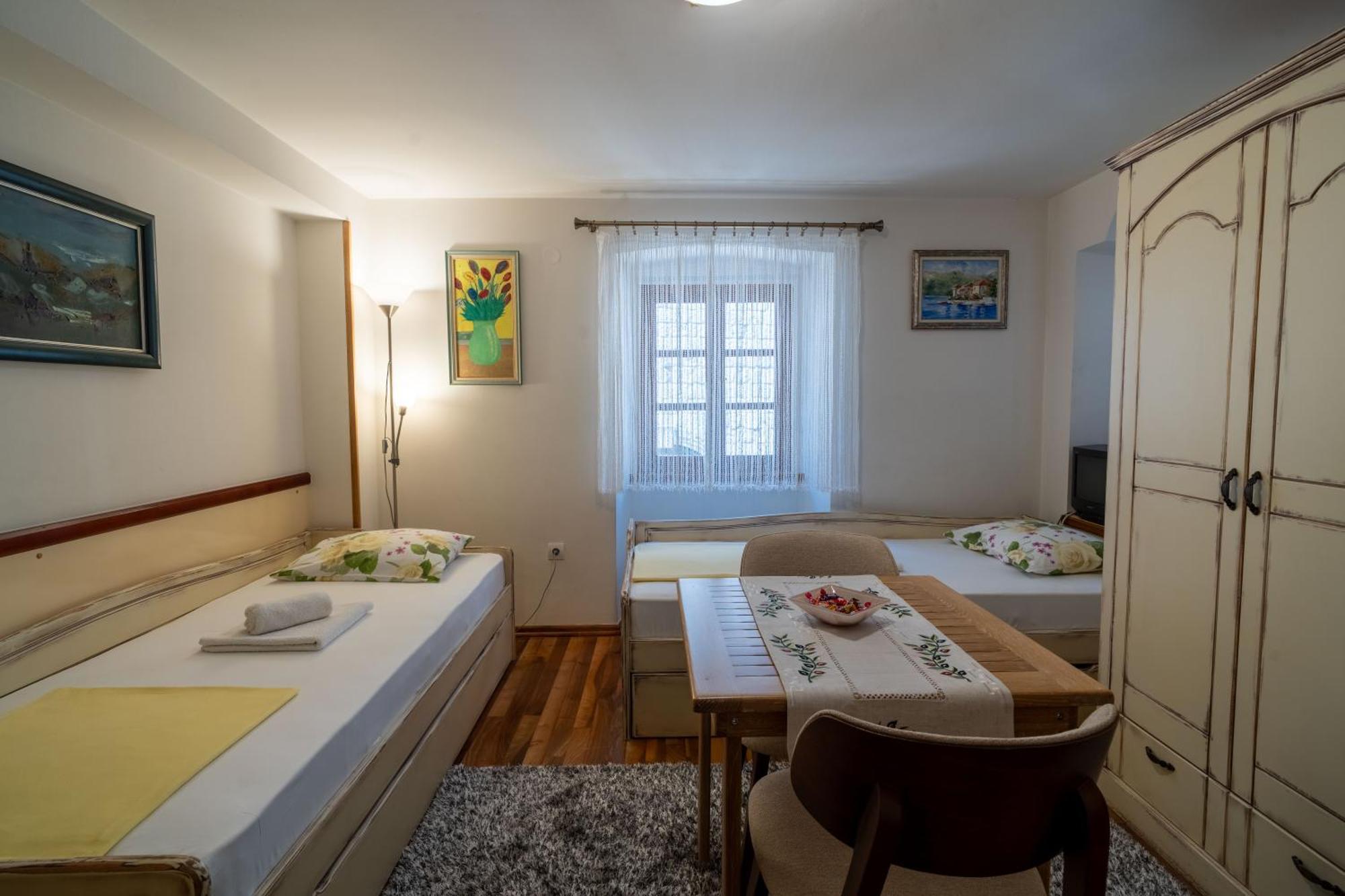 Studios Belvi Котор Екстер'єр фото